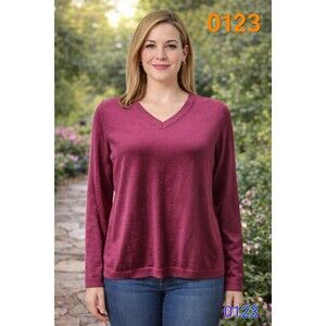 Croft & Barrow majenta v-neck sweater - sz L - 0123